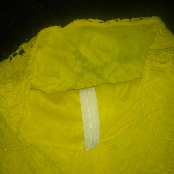 Women's size 5-6 skirt - Picture 3 of 3